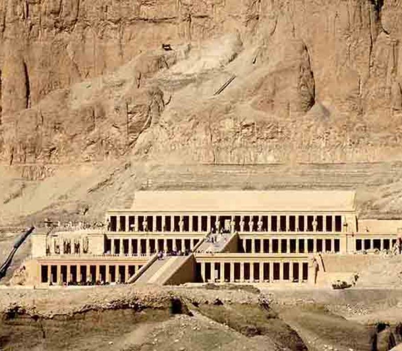 egypt-fam-trip-temple-of-hatshepsut-1